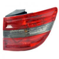 Десен външен стоп Mercedes-Benz B-Class (W245) 2005-2011 MB130622N-27, снимка 1 - Части - 37172407