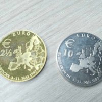 Лот от две  възпоменателни  монети, снимка 1 - Нумизматика и бонистика - 43352160