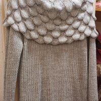 Ефектна изключително мека плетена дамска блуза с падаща по раменете шал яка, снимка 3 - Блузи с дълъг ръкав и пуловери - 43706565