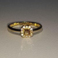 Пръстен жълто злато и диаманти, снимка 4 - Пръстени - 40310890