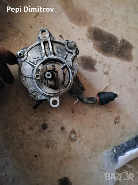 ВАКУМ ПОМПА MERCEDES VITO W203 2.2.CDI A611230065, снимка 1