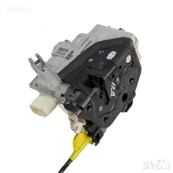 Брава предна дясна врата AUDI A4 (B8) 2008-2015 ID: 144444, снимка 1