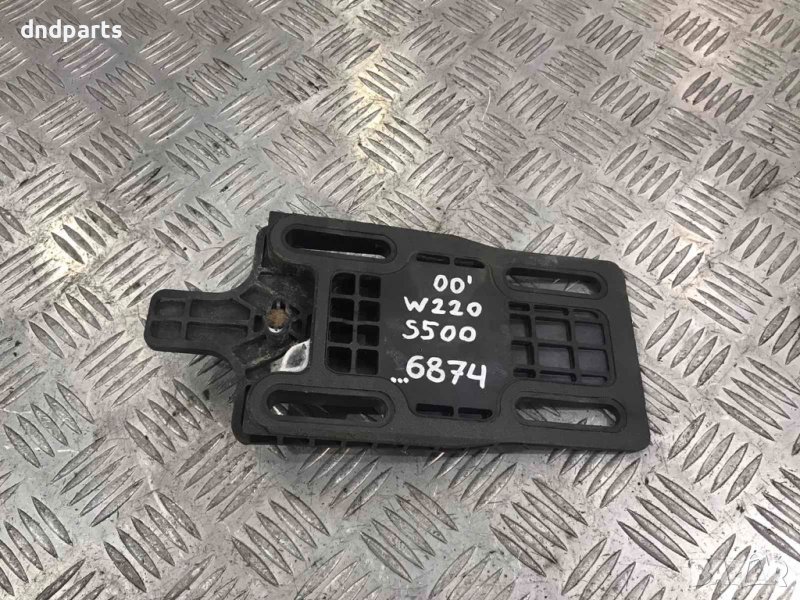 Водач предна броня Mercedes S500,W220,2000г., снимка 1