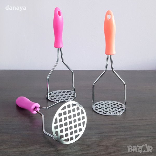 1860 Кухненска ръчна преса за картофи с цветна дръжка, снимка 1