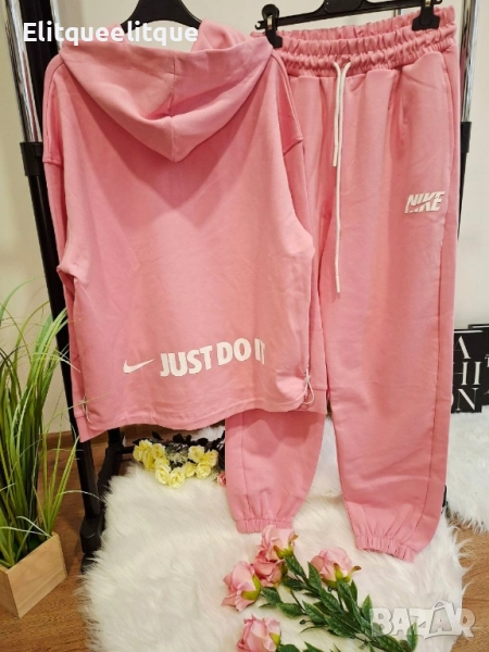 дамски екипи найк , снимка 1