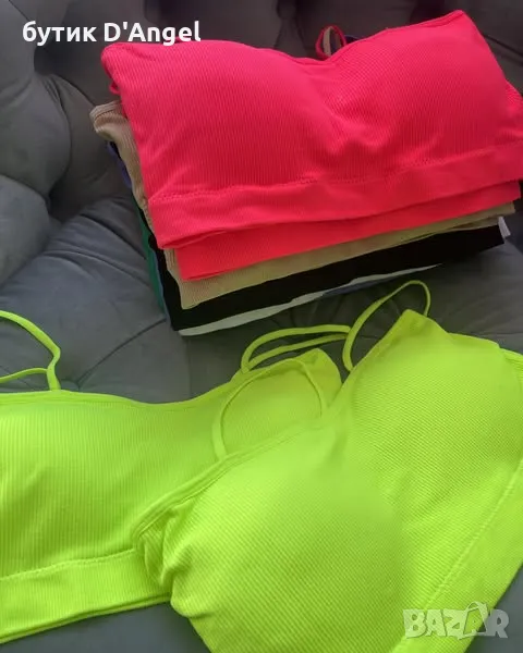 Късо бюстие с подплънки, които могат да се свалят в 8 цвята , снимка 1