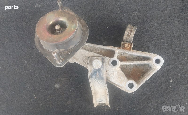 Лапа Двигател Рено Клио 1 N:4 - Тампон Двигател Рено Клио N, снимка 1