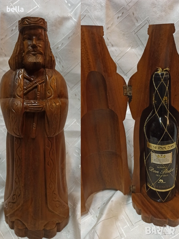 Висока масивна  дърворезба на фигура - светец или цар,държач тайник за бутилка!, снимка 1