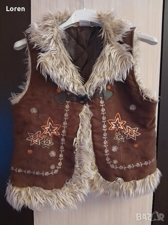 *Miss Fits*Детско елече, снимка 1