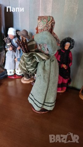 Винтидж баба с прътове ,от средата на 20-век с подпис от автора, снимка 3 - Антикварни и старинни предмети - 43222796