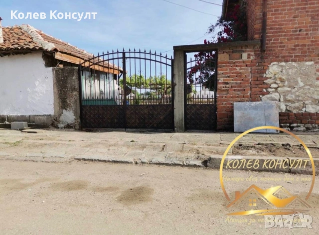 Двуетажна къща село Милево, снимка 2 - Къщи - 53592320