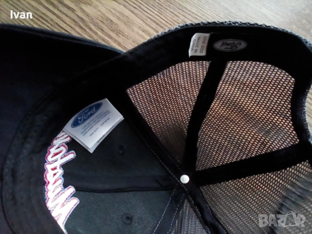 Оригинална шапка Ford Mustang, снимка 4 - Шапки - 53089720