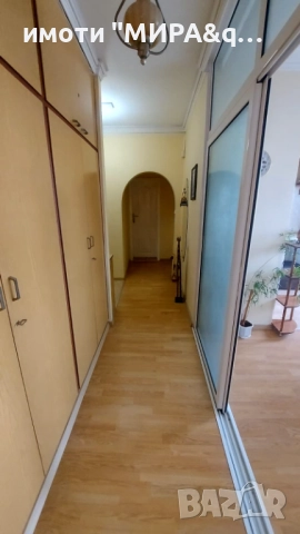 Тристаен апартамент, разположен в кв. Дружба, град Хасково., снимка 11 - Апартаменти - 52650626