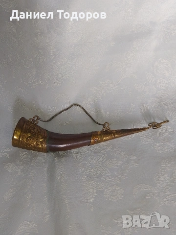 Стар Рог с Бронзов Обков, Чаша  от рог, снимка 3 - Декорация за дома - 49482747