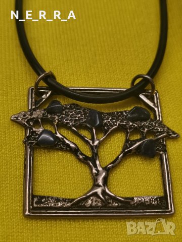 Медальон,, дървото на живота", снимка 3 - Колиета, медальони, синджири - 43559136