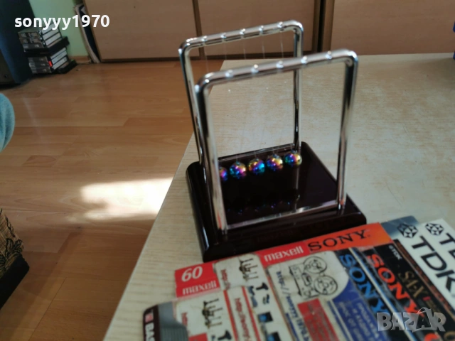 Люлката на Нютон-ХАМЕЛЕОН ТОПЧЕТА ОТ МЕТАЛ 1501261740, снимка 16 - Колекции - 53112369