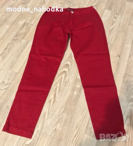 Червен дамски панталон Flora, размер M, снимка 2 - Панталони - 35162896