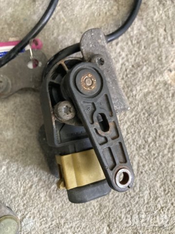 Мерцедес-Бенц кантар ксенон нивомат окачване преден & заден мост датчик ниво, снимка 10 - Части - 43696814