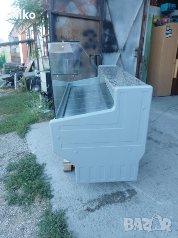 Хладилна витрина Diverso ( Италия), снимка 2 - Хладилни витрини и фризери - 51758804