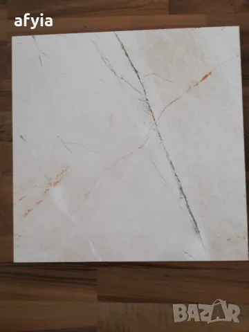 Мрамор на плочи Crema Nuova