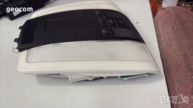 Mercedes плафон W204/X204/W212 (A 204 820 20 01), снимка 3 - Части - 50894853