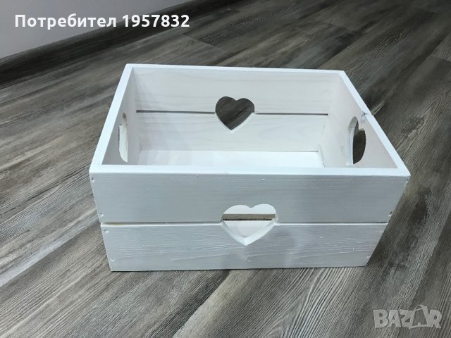 Декоративна дървена щайга със сърчица, снимка 2 - Декорация за дома - 27145415