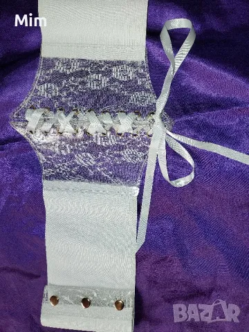Бял ,широк,еластичен колан с дантела , снимка 2 - Колани - 50263027