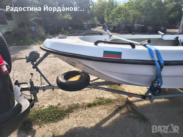 Лодка за риболов с регистриран колесар, снимка 4 - Други спортове - 52572096
