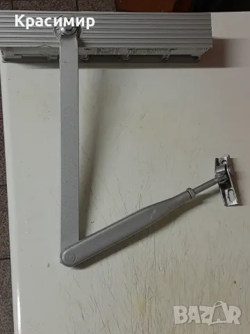 Продавам немски автомат за врата, снимка 3 - Строителни материали - 49561962