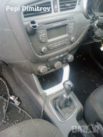 Kia Ceed 1.6 CRDI 16 V Само на части ., снимка 7 - Автомобили и джипове - 52043267