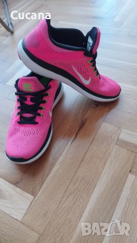 Дамски маратонки Nike, снимка 5 - Маратонки - 38040649