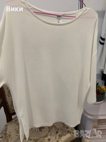 Дамска блуза в размер M/L, снимка 2 - Блузи с дълъг ръкав и пуловери - 43989065