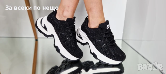 Nike Дамски Черни Маратонки С Бяла Подметка👟Дамски Спортни Обувки В Черен Цвят Найк Код P687, снимка 5 - Маратонки - 50580189