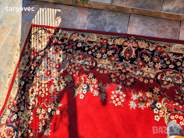 Прекрасен персийски ръчен килим, снимка 7 - Килими - 44909080