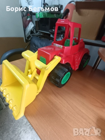 Лот Детски играчки трактор и фадрома, снимка 5 - Други - 51939692