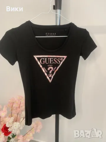 Тениска Guess размер S, подходяща и за XS, снимка 4 - Тениски - 50203339