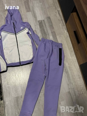 екип на найк , снимка 2 - Детски анцузи и суичери - 52385345