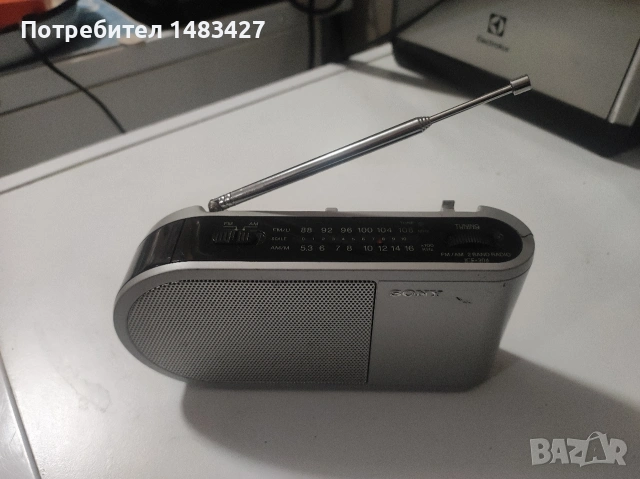 Портативно радио SONY.Работи прекрасно,само на батерии.Много запазено., снимка 5 - Радиокасетофони, транзистори - 53472606