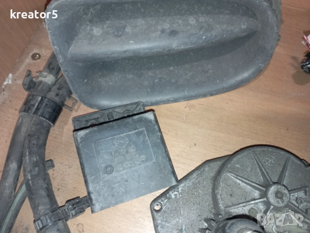 Части от Нисан Микра К11-бензин и дизел, снимка 12 - Части - 52182890