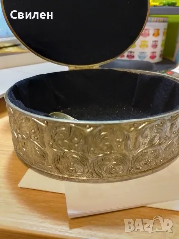 Стара кутия за бижута , снимка 2 - Антикварни и старинни предмети - 47425885