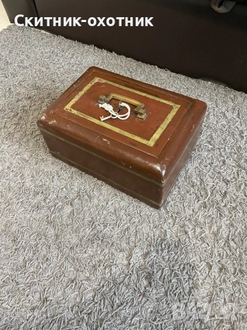 Много стара и масивна каса, снимка 7 - Антикварни и старинни предмети - 53285042