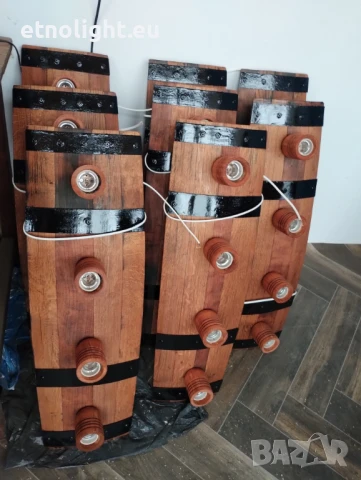 Полилеи от автентични дъбови бъчви,бурета с ръчно изработени дървени чашки!, снимка 2 - Полилеи - 50915528
