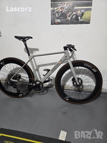 шосеен,трекинг,гравел велосипед Canyon 