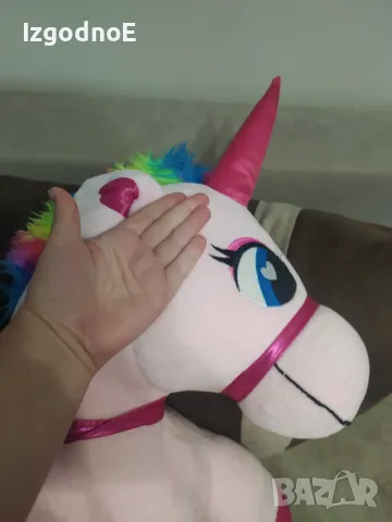 Много голям плюшен еднорог 🦄, снимка 3 - Плюшени играчки - 47695954