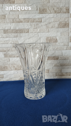 Голяма кристална ваза - Завод Китка - 22см, снимка 3 - Антикварни и старинни предмети - 36573018