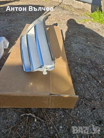 Решетка на С-класа W204, снимка 3 - Части - 52788946