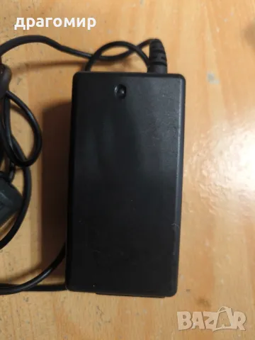 Nikon AC ADAPTER EH-63, снимка 3 - Батерии, зарядни - 48527674