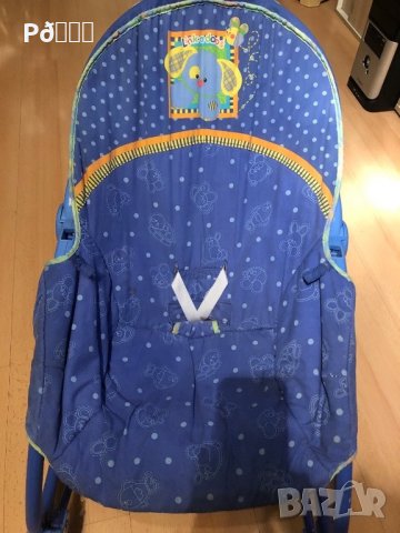 Бебешко столче -люлеещо и нов бебешки комплект