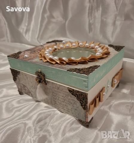 Ръчно изработена кутия за спомени