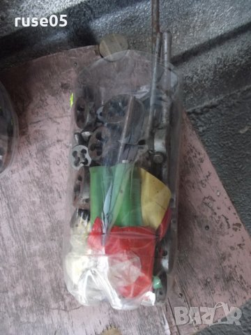 Лот от 507 бр. плашки , метчици и няколко въртока, снимка 6 - Други инструменти - 26482202